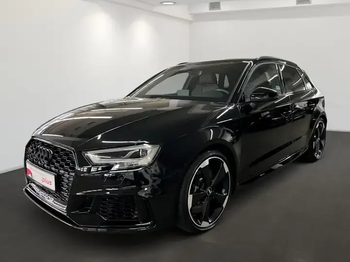 AUDI RS3 — photo 1